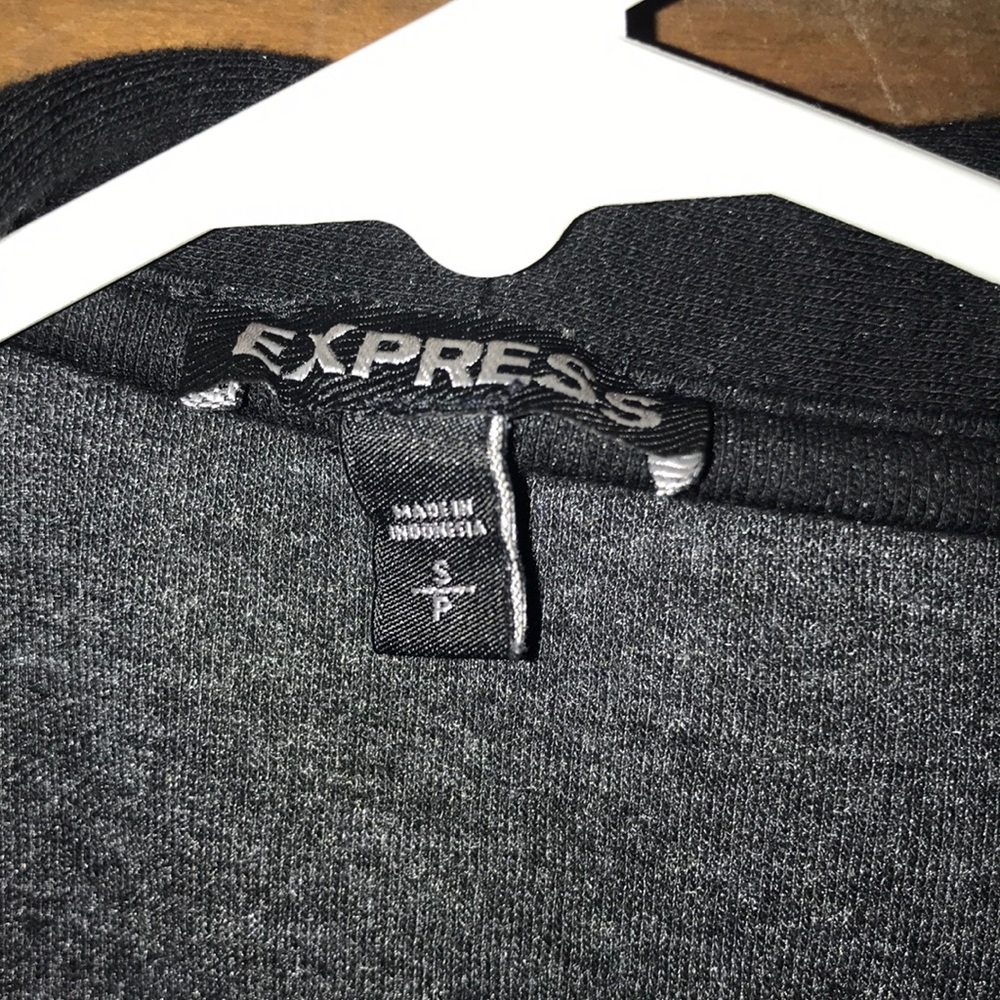 ✴️LIKE NEW✴️EXPRESS✴️ 3/4 sleeve cover-up SMALL - Picture 2 of 3